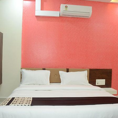 Hotel Bansidhar Somnath Exterior photo