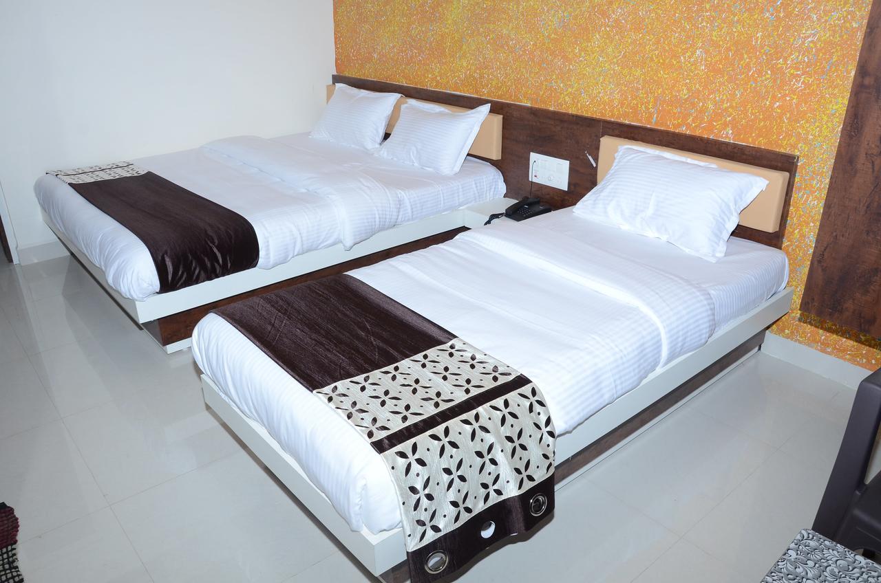 Hotel Bansidhar Somnath Exterior photo