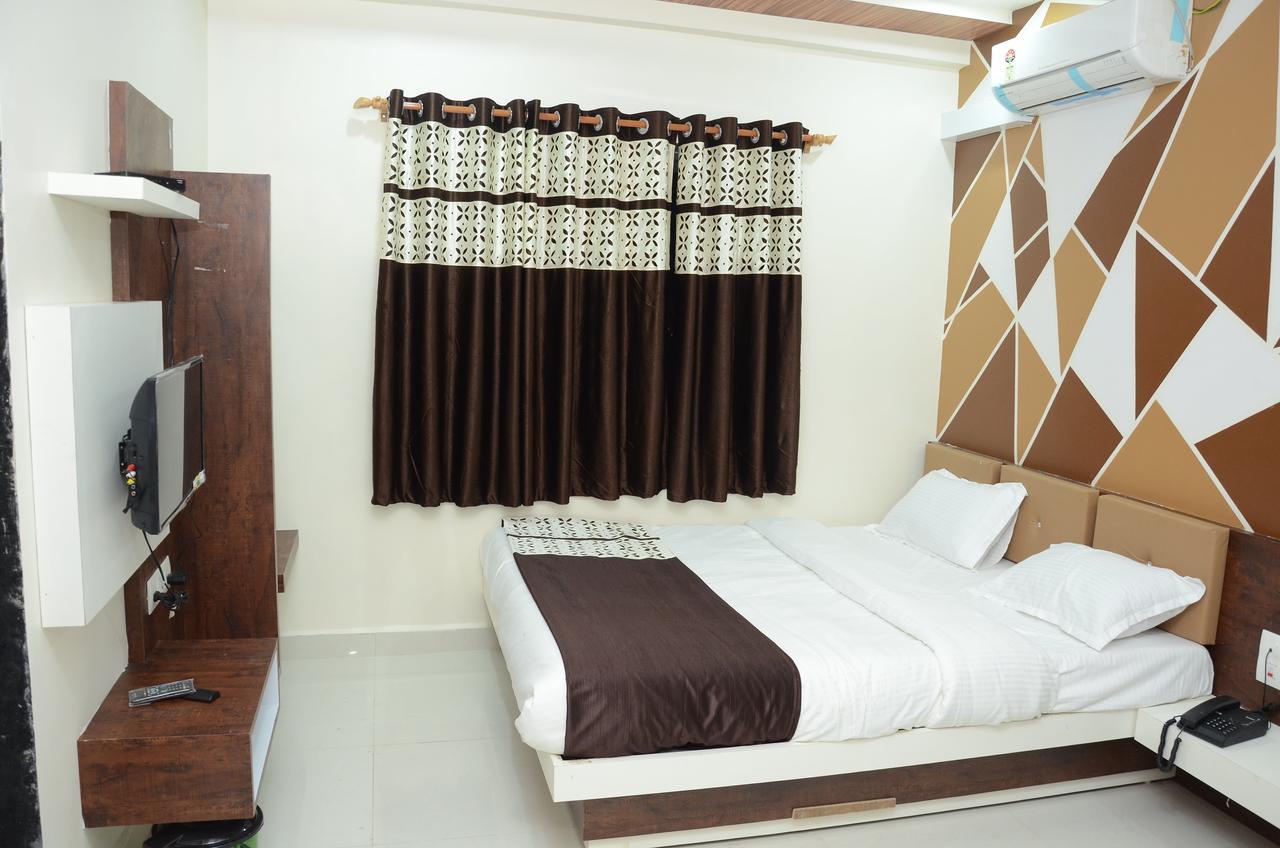 Hotel Bansidhar Somnath Exterior photo