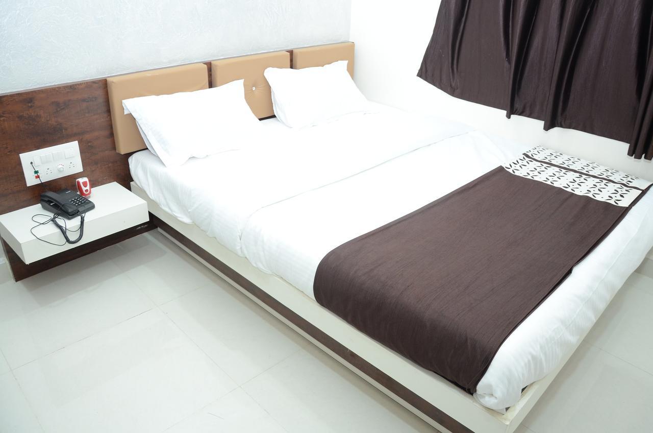 Hotel Bansidhar Somnath Exterior photo