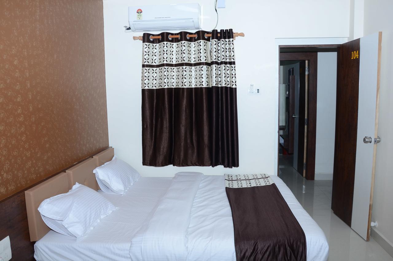 Hotel Bansidhar Somnath Exterior photo